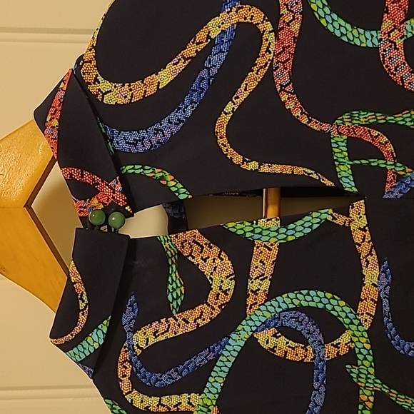 Shanghai Tang Mulberry Silk Blouse - Picture 6 of 7